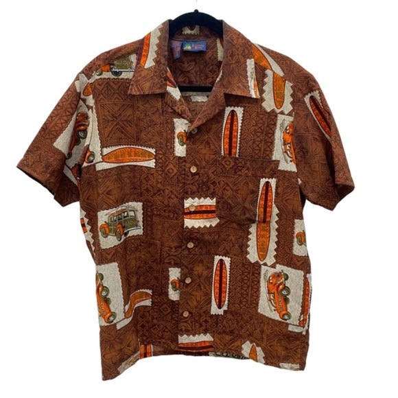 Roundy Bay VW Car Pattern Hawaiian Surfs Up Short Sleeve Button Down Shirt - Picture 1 of 7